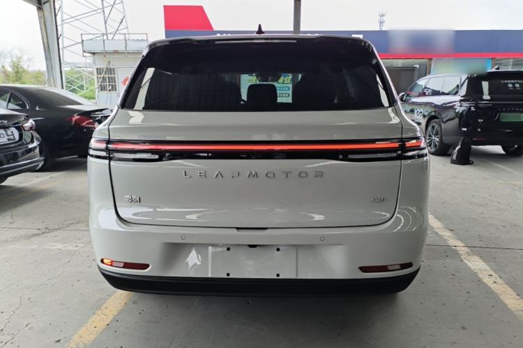 Leapmotor C10 2026 — 5