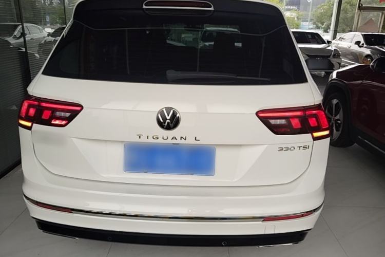 Volkswagen Tiguan L 2021 — 5