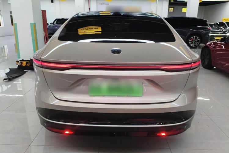 NIO ET9 2025 — 5