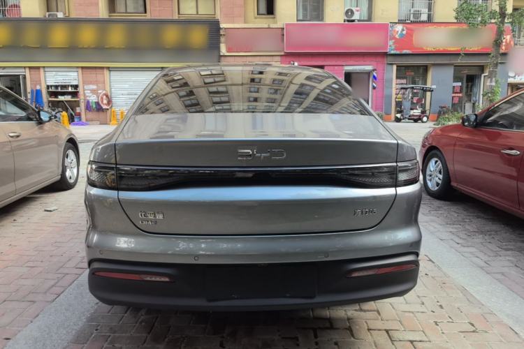BYD Seal 05 DM-i 2025 — фото 5