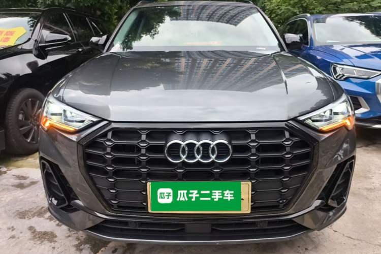 Audi Q3 2021 — 2