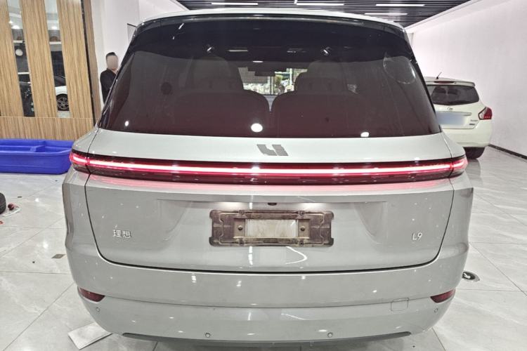 Li Auto L9 2022 — 5