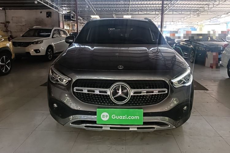 Mercedes-Benz GLA 200 2020 — фото 2