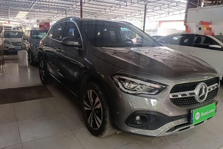 Mercedes-Benz GLA 200 2020 — фото 3