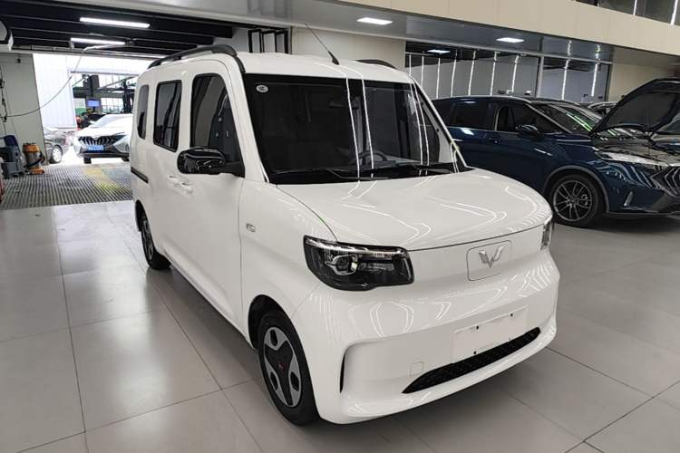 Wuling Zhiguang New Energy 2025 — 3