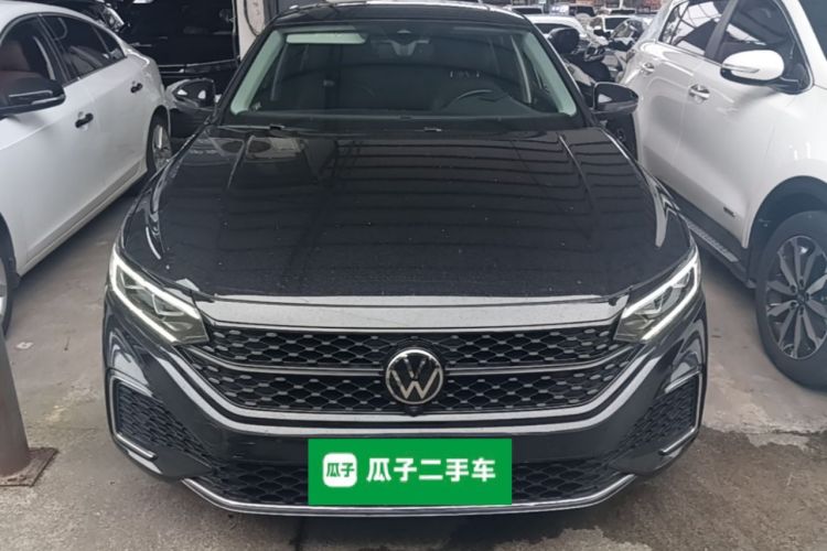 Volkswagen Passat 2023 — 2