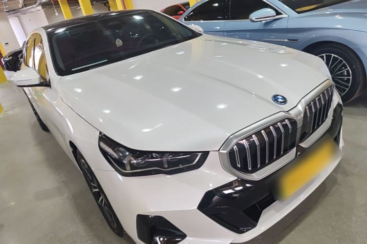 BMW i5 2024 — фото 3