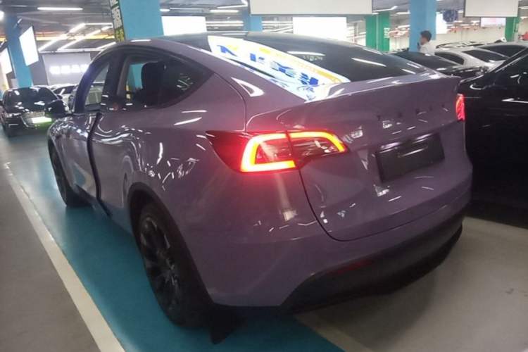Tesla Model Y 2023 — 4