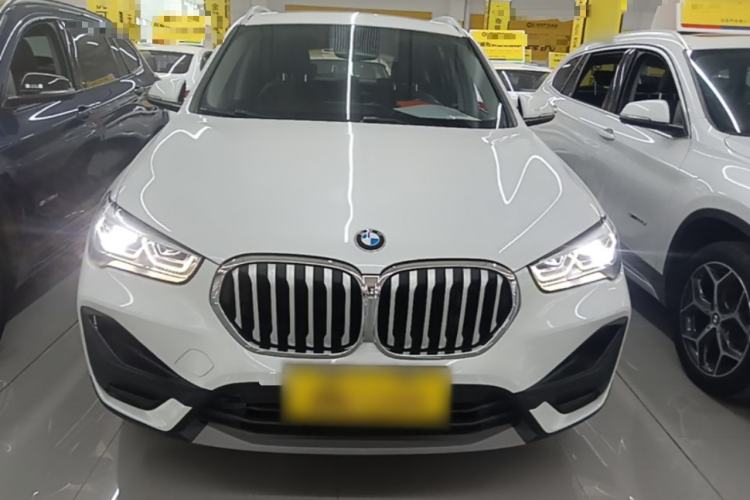 BMW X1 2021 — 2