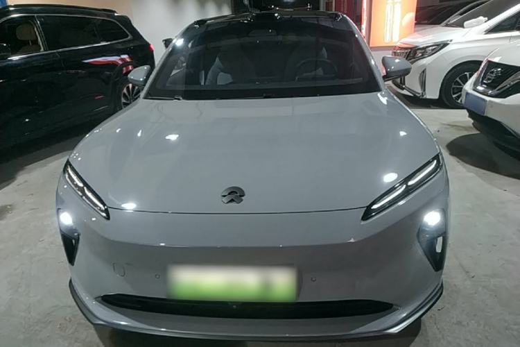 NIO ET5 2024 — 2