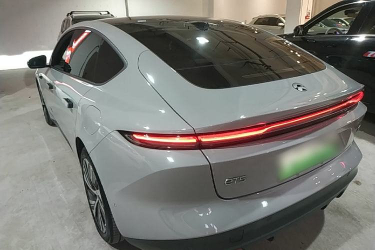 NIO ET5 2024 — 4