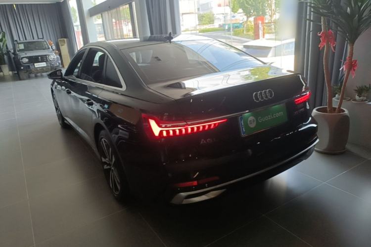 Audi A6L 2023 — 4