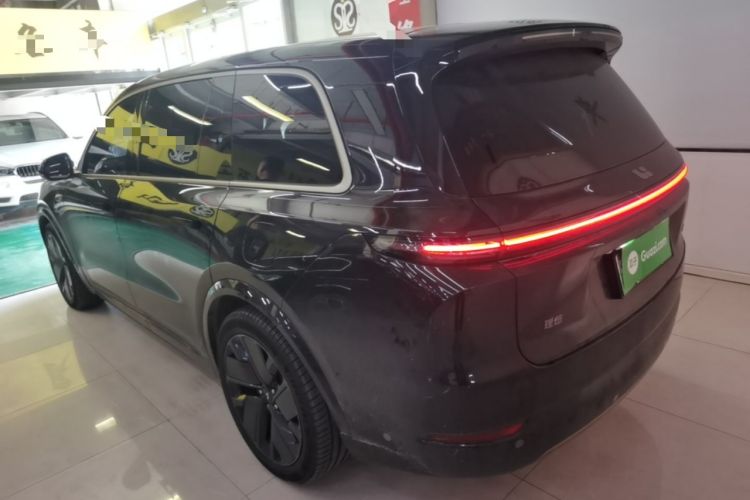 Li Auto L9 2025 — 4