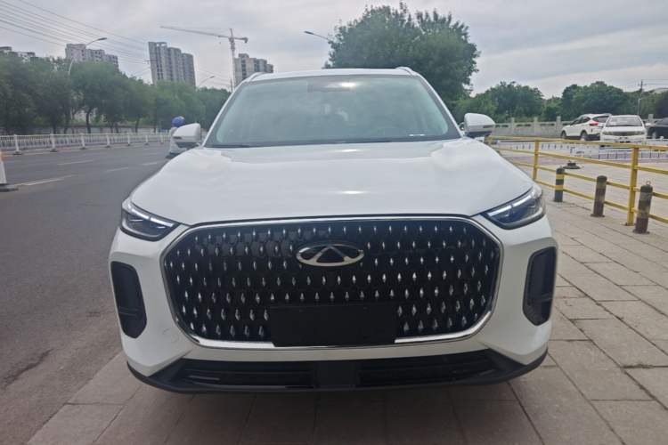 Chery Tiggo 8 L 2024 — 2