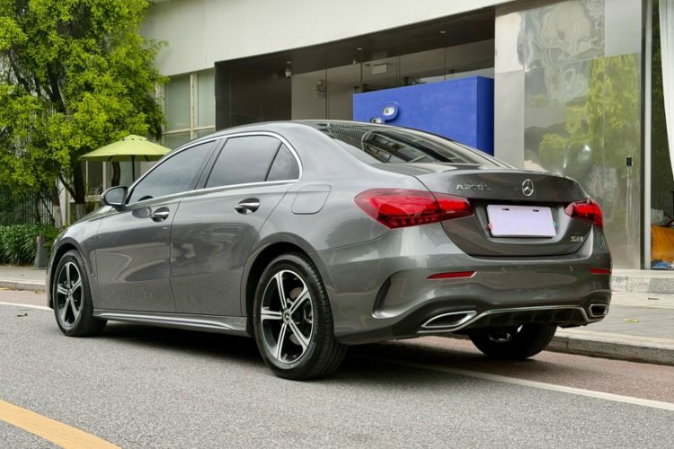 Mercedes-Benz A 200 L 2023 — фото 5