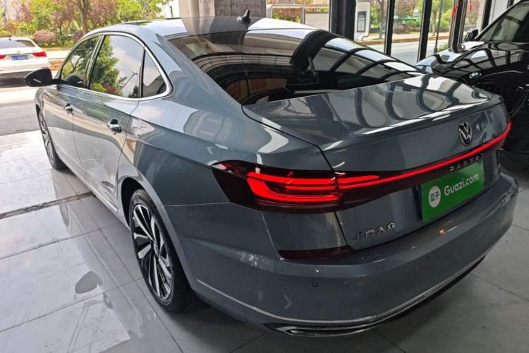 Volkswagen Passat 2023 — 4