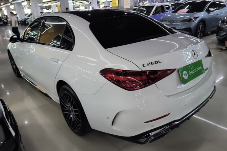Mercedes-Benz C 260 L 2023 — 4