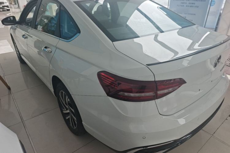 Volkswagen Lavida 2024 — 4