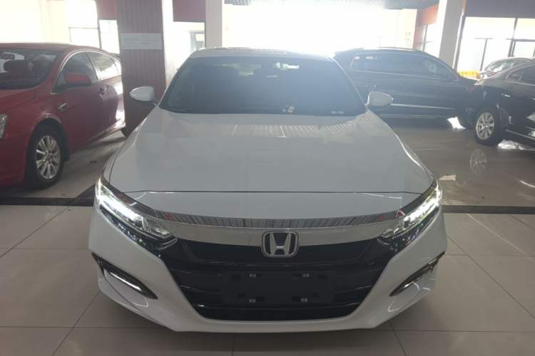 Honda Accord 2018 — 2