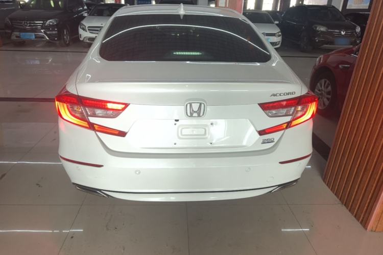 Honda Accord 2018 — 5