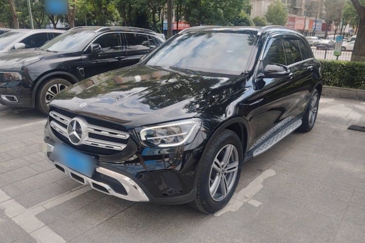 Mercedes-Benz GLC 260 L 2021 — фото 1