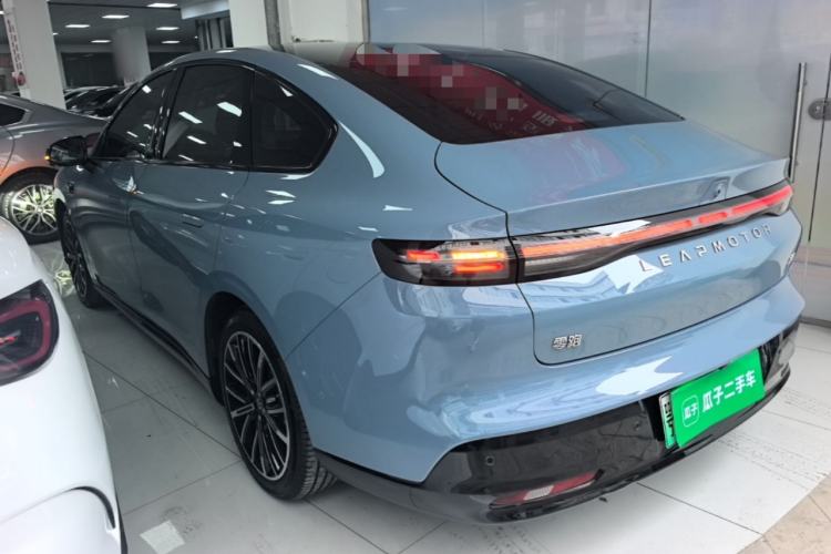 Leapmotor B01 2025 — фото 4