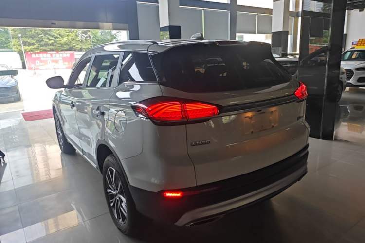 Geely Emgrand X7 Sport 2020 — фото 4