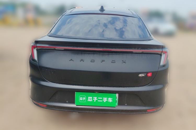 Arcfox Alpha S 2022 — 3