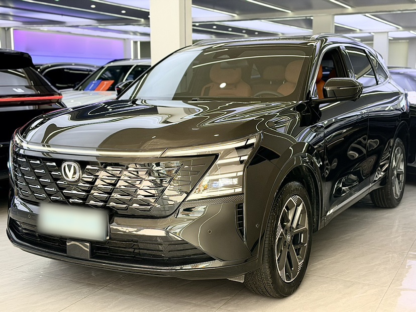 ChangAn CS75 PLUS 2025 — фото 1