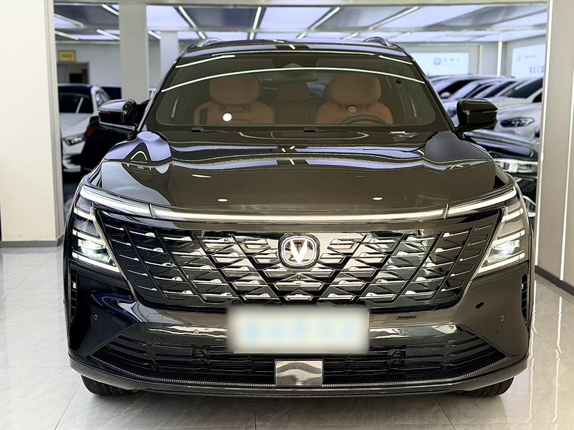 ChangAn CS75 PLUS 2025 — фото 2