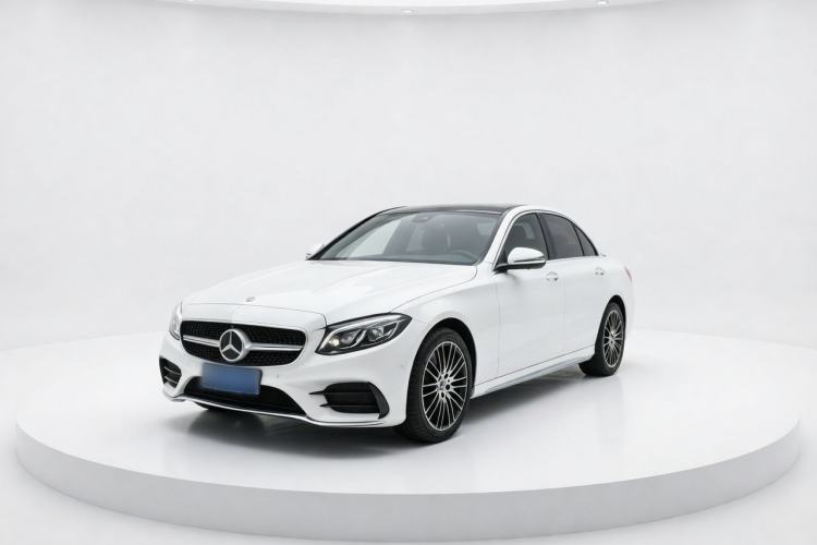 Mercedes-Benz C 260 L 2023 — фото 1