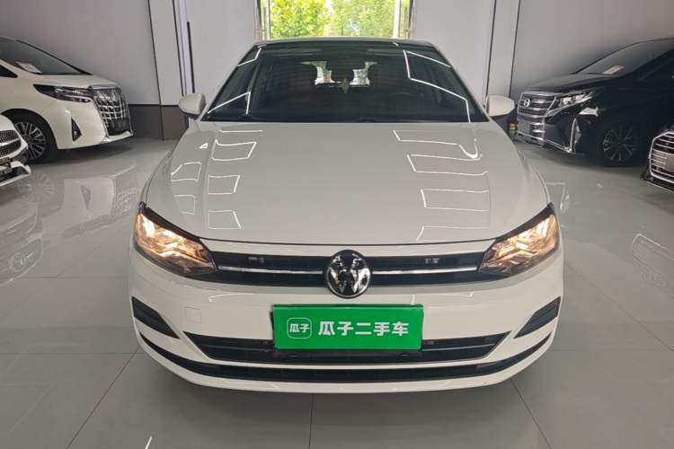 Volkswagen Polo 2021 — 2