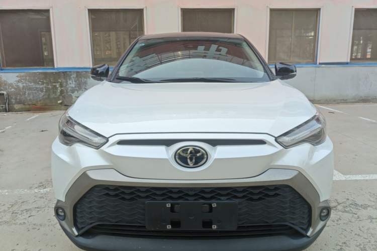 Toyota Corolla Cross 2022 — фото 2