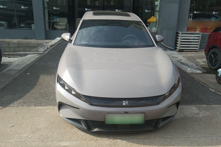 BYD Han 2025 — 2