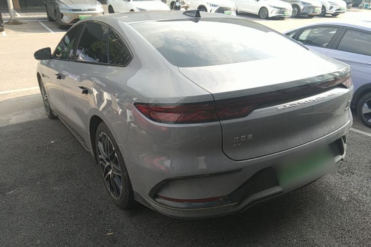 BYD Han 2025 — 4