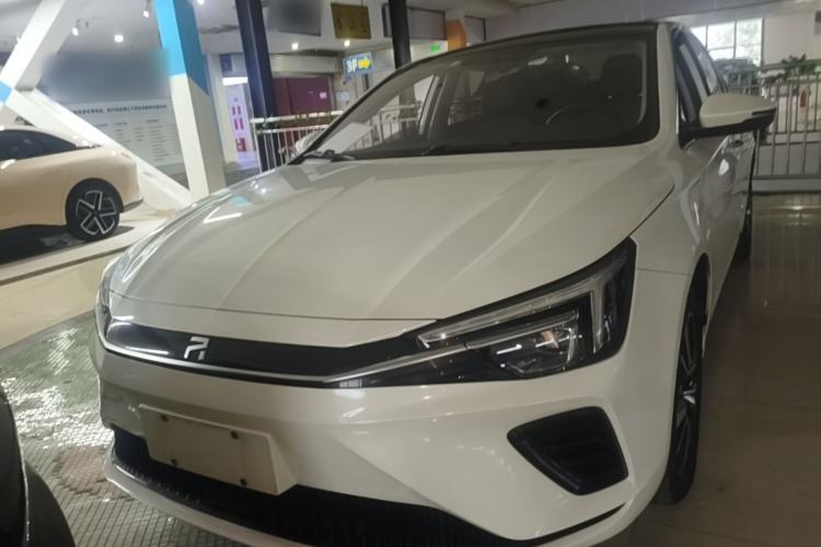 Roewe ER6 2021 — 2