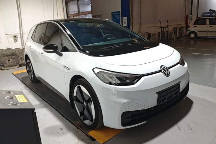 Volkswagen ID.3 2023 — 3