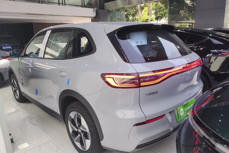 Geely E5 2024 — 4