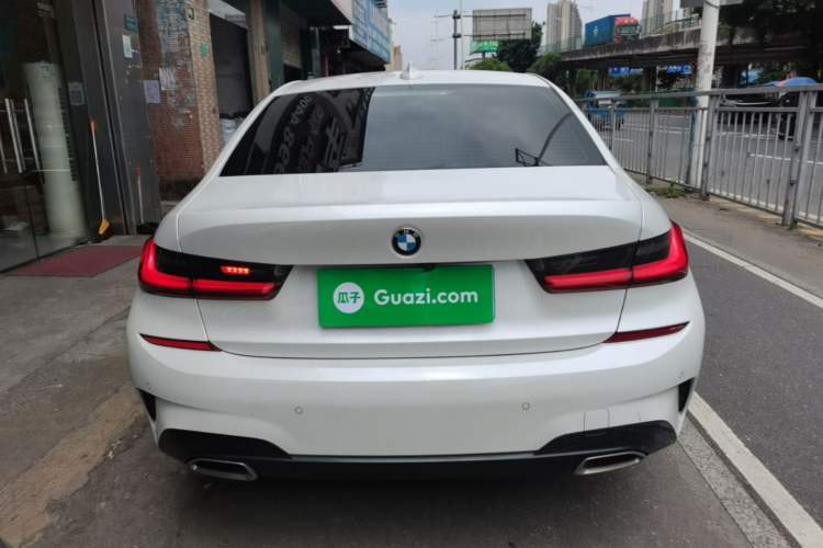 BMW 320Li 2021 — 5