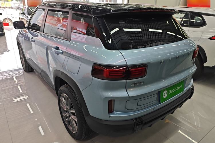 Geely Icon 2026 — 4