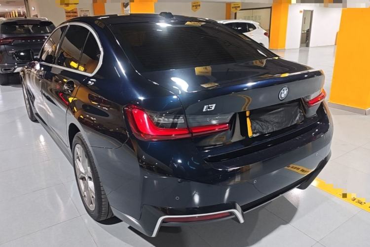 BMW i3 2025 — 4