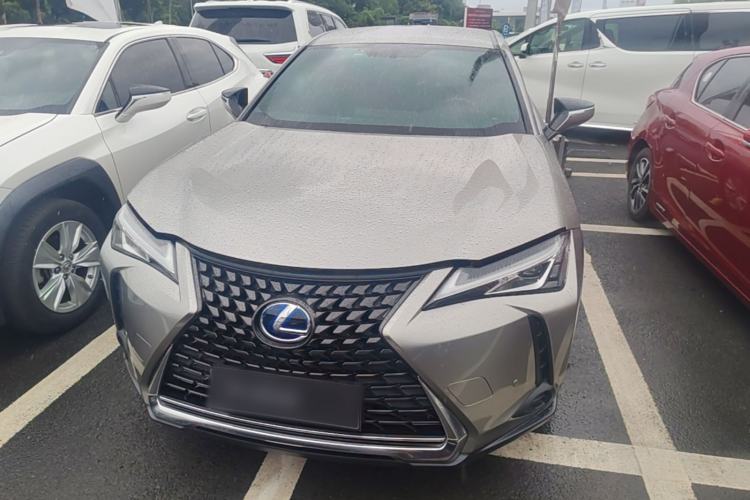 Lexus UX 260h 2020 — фото 2