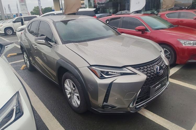 Lexus UX 260h 2020 — фото 3