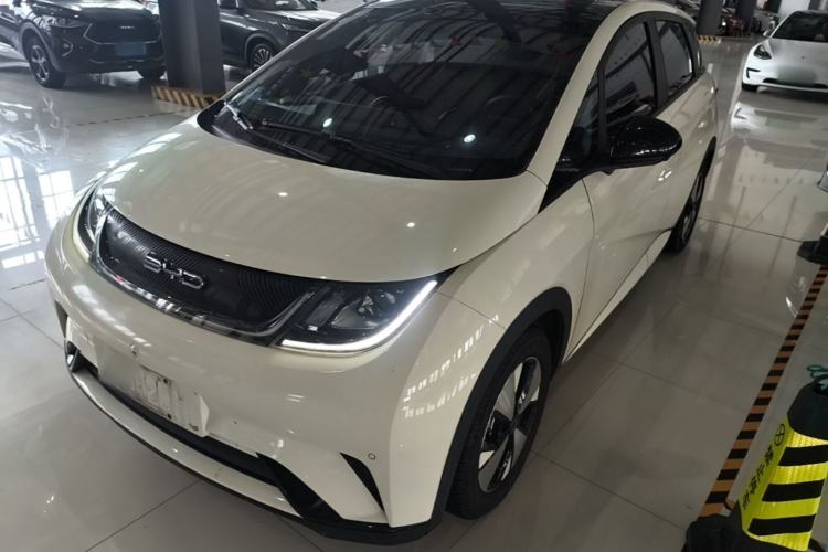 BYD Dolphin 2023 — фото 1