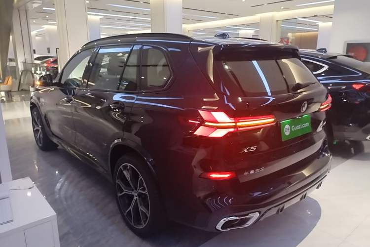 BMW X5 2023 — 4