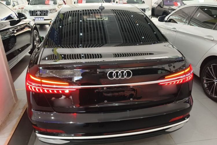 Audi A6L 2023 — фото 5