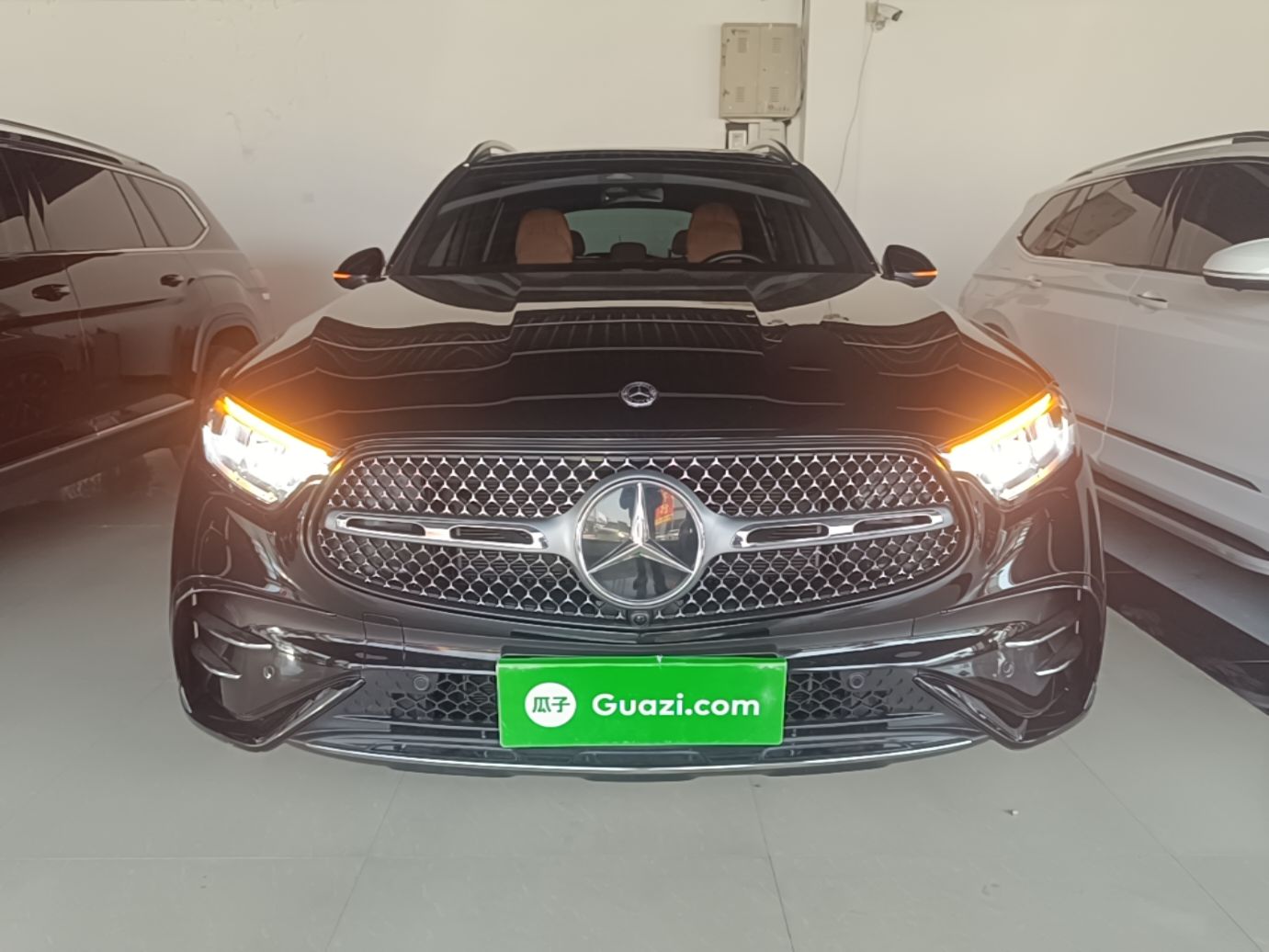 Mercedes-Benz GLC 260 L 2023 — фото 2