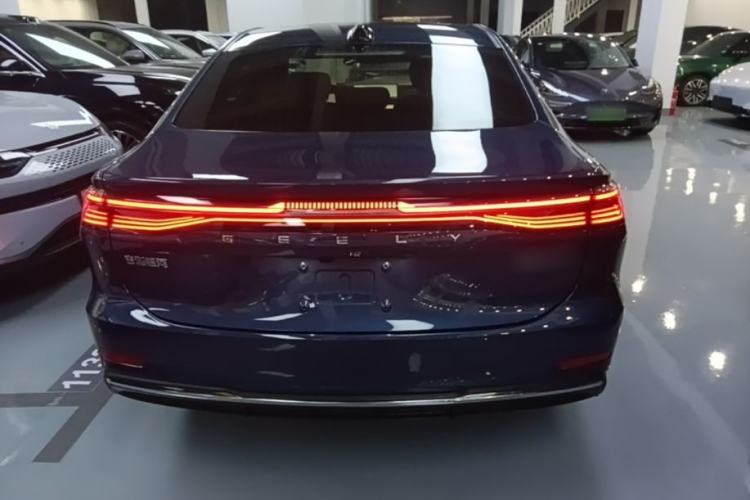 Geely Galaxy A7 2025 — фото 5