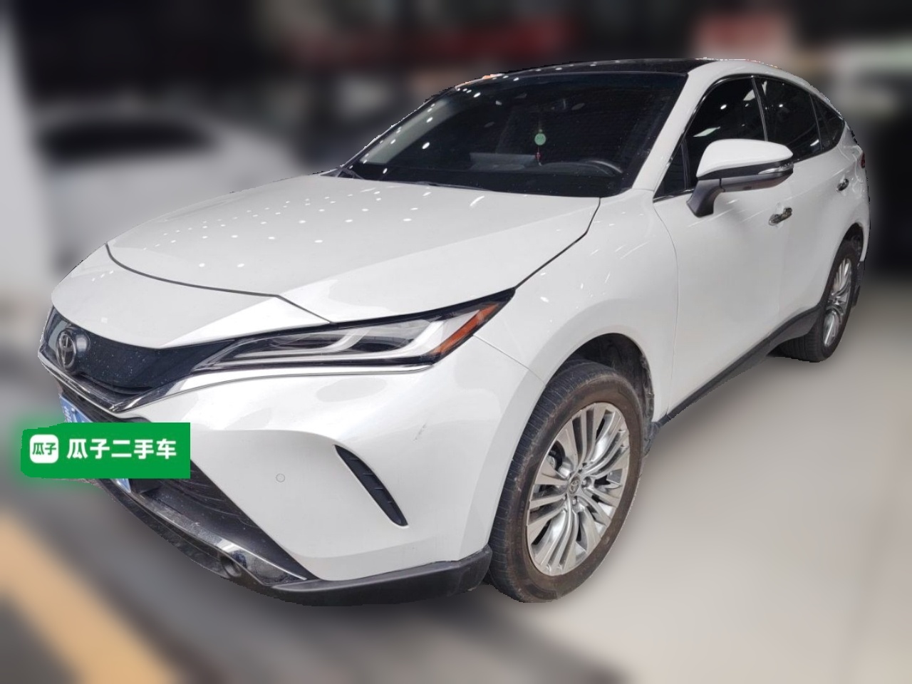 Toyota Harrier 2022 — фото 1