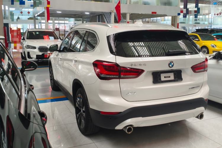 BMW X1 2020 — фото 4